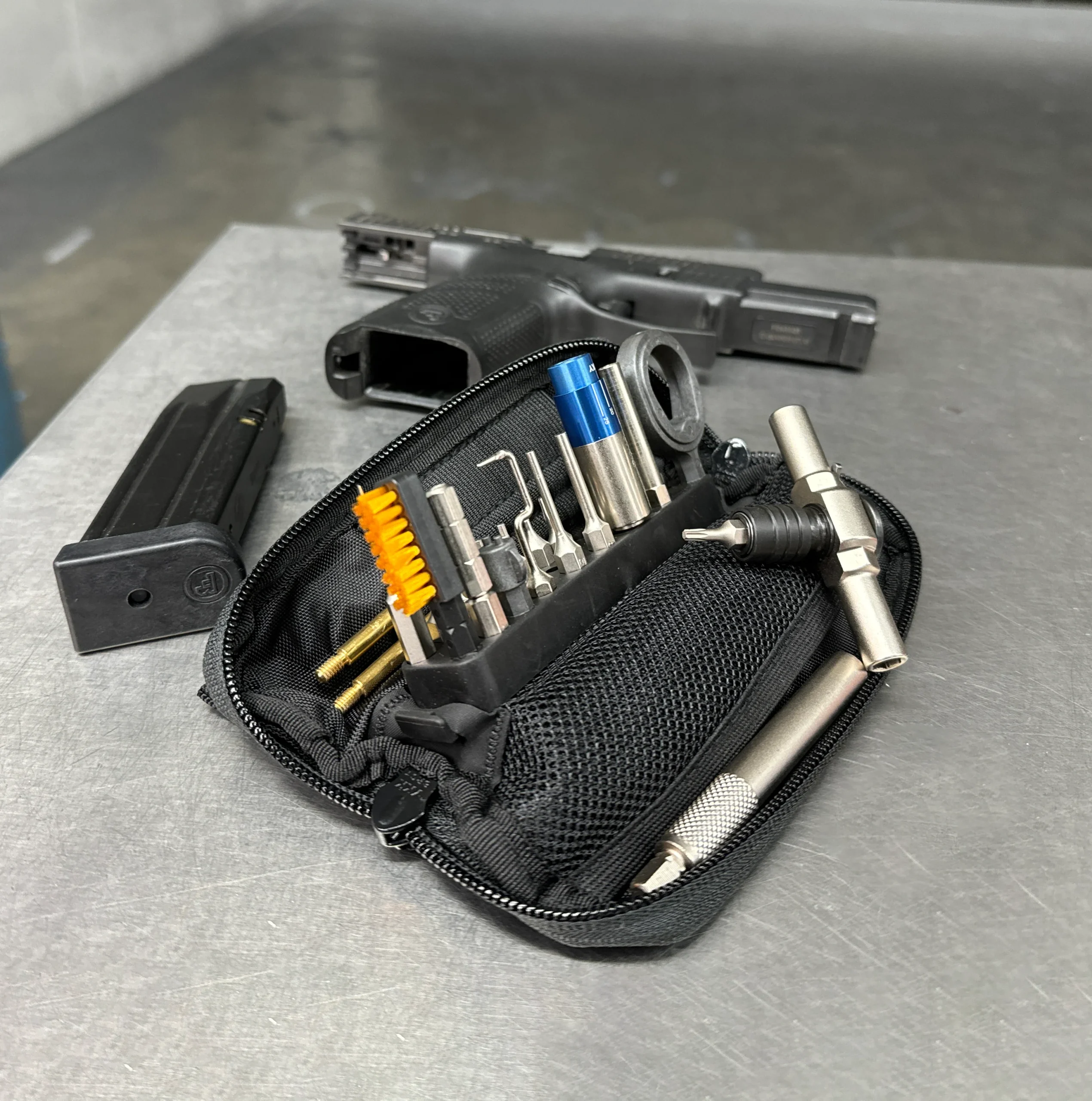 COMPACT PISTOL KIT - Image 4